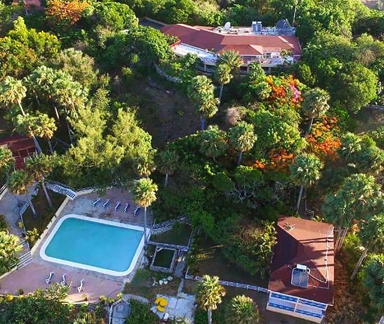 Treasure Beach Hotel